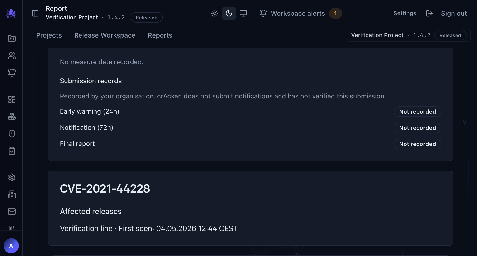 The crAcken report drafts page. Under Submission records, Early warning (24h), Notification (72h) and Final report are each marked Not recorded, with a note that crAcken does not submit notifications.